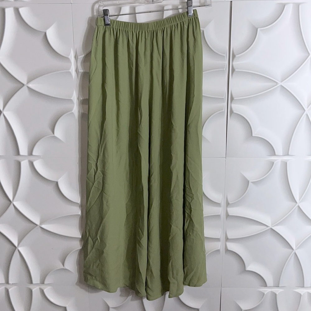 Eileen fisher 100% silk seersucker green mid skirt sz.  (86)